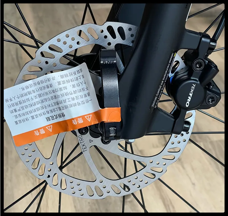 Giant Roam 3 Disc Medium Garnet 2022-5